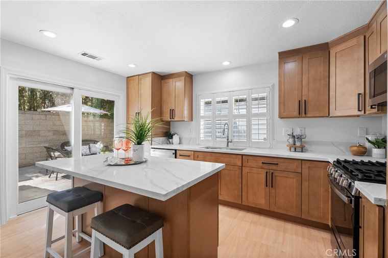 Photo of 2 Chestnut Dr Aliso Viejo, CA 92656