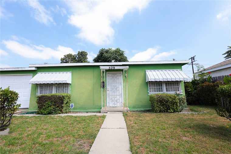 Photo of 309 W Reeve St Compton, CA 90220
