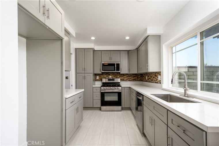 Photo of 11263 Knott Ave Cypress, CA 90630