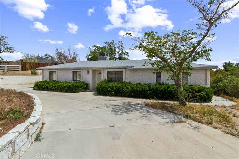 Photo of 11671 Jacaranda Ave Hesperia, CA 92345