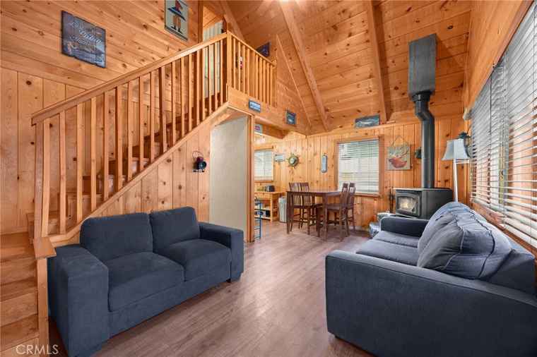 Photo of 747 Holmes Ln Sugarloaf, CA 92386