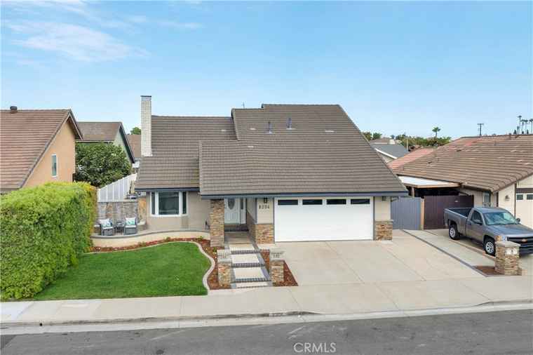 Photo of 8204 Carob St Cypress, CA 90630