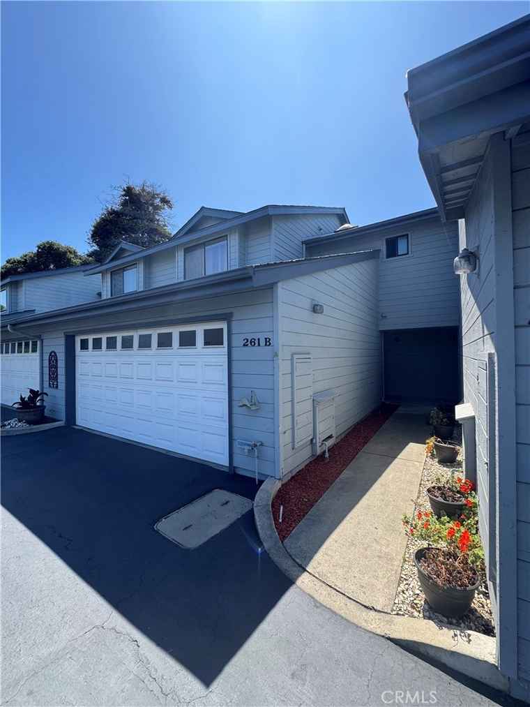Photo of 261 Spruce St Unit B Arroyo Grande, CA 93420
