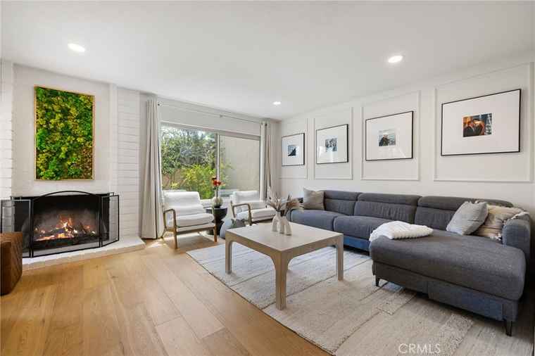 Photo of 8396 Goldsport Cir Huntington Beach, CA 92646