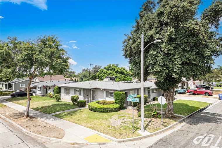 Photo of 8723 Laurel Ave Whittier, CA 90605