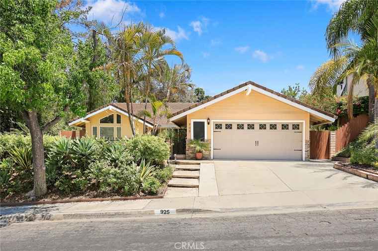 Photo of 925 Calle Hermosa San Dimas, CA 91773