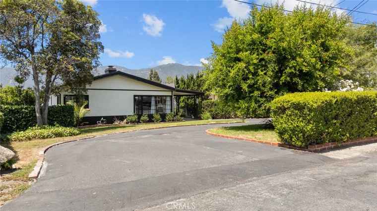Photo of 2920 Fairmount Ave La Crescenta, CA 91214