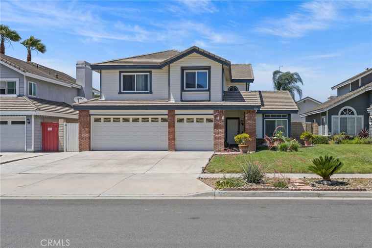 Photo of 3681 Foxplain Rd Corona, CA 92882