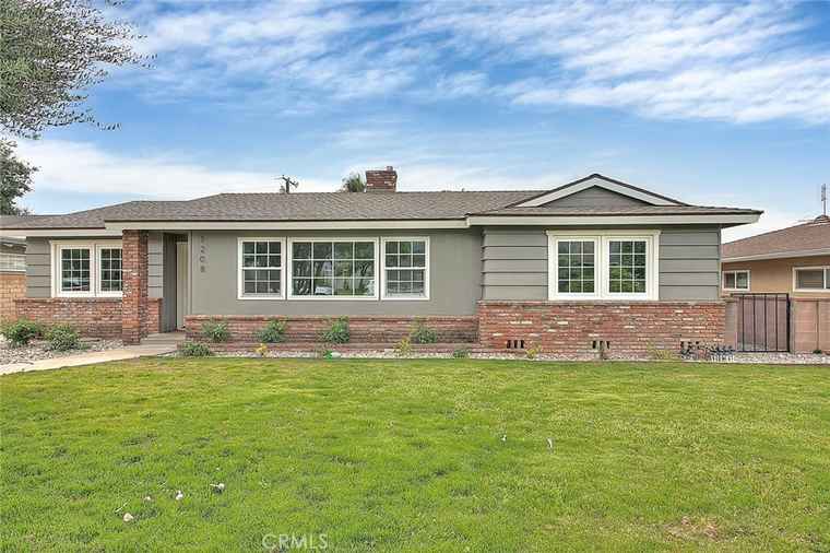 Photo of 1208 E Mountain View Ave Glendora, CA 91741
