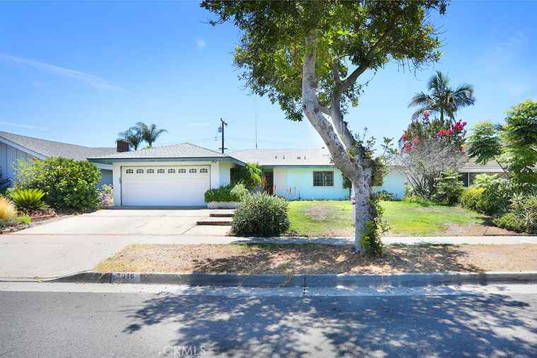 Photo of 2816 E South St Anaheim, CA 92806