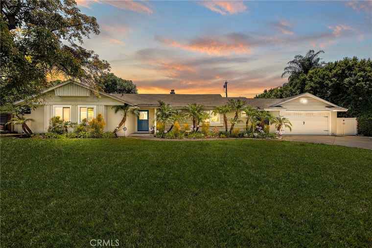 Photo of 18092 Blue Ridge Dr North Tustin, CA 92705