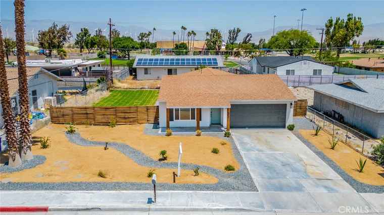Photo of 492 W Sunview Ave Palm Springs, CA 92262