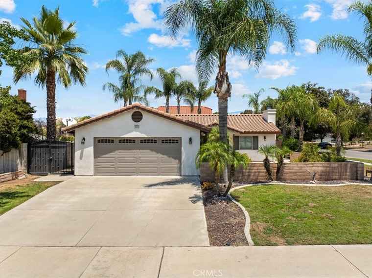 Photo of 1271 E Pennsylvania Ave Redlands, CA 92374