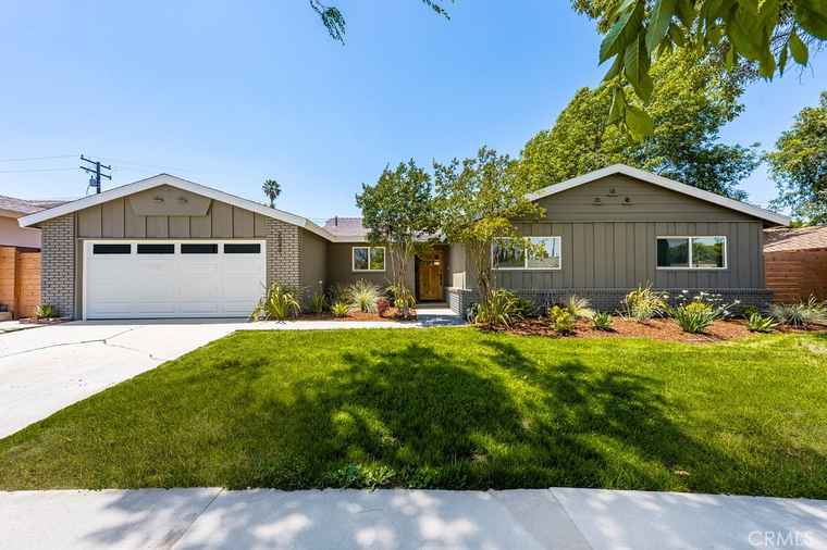 Photo of 2049 Wickshire Ave Hacienda Hts, CA 91745
