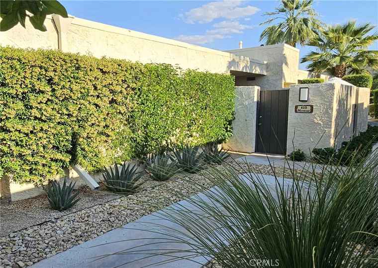 Photo of 410 N Hermosa Dr Palm Springs, CA 92262
