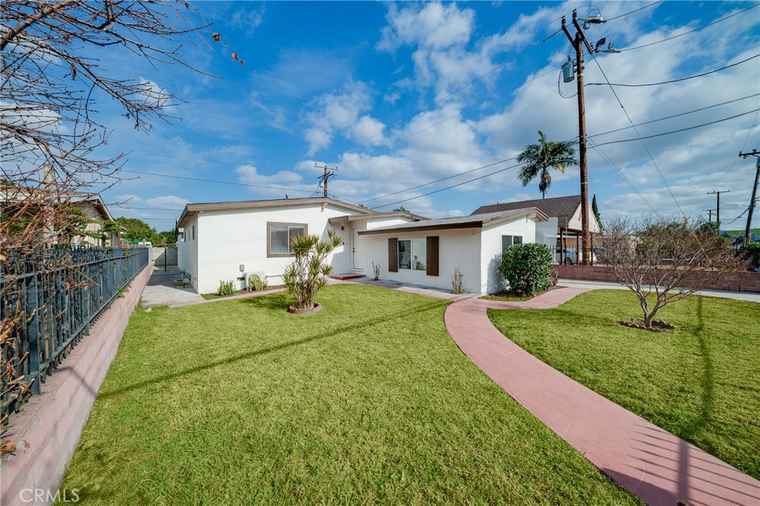 Photo of 11221 Fineview St El Monte, CA 91733