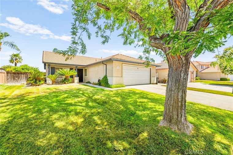 Photo of 2755 Cambridge Ave Hemet, CA 92545