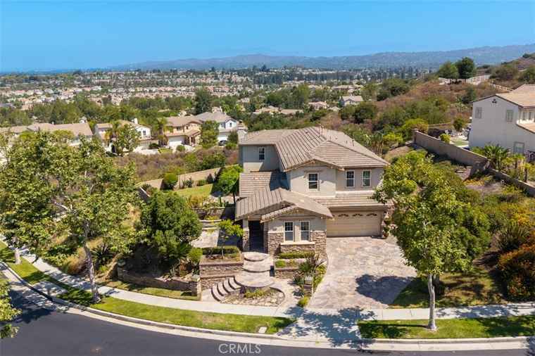 Photo of 2889 Muir Trail Dr Fullerton, CA 92833