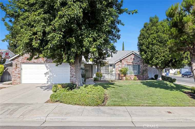 Photo of 3502 Ryan Ave Clovis, CA 93611