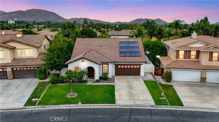 Photo of 11361 Parkfield Ct Riverside, CA 92505