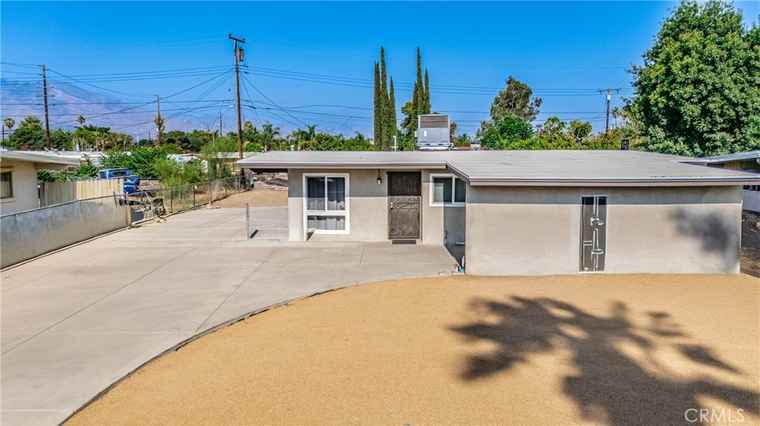 Photo of 7641 Del Rosa Ave San Bernardino, CA 92410