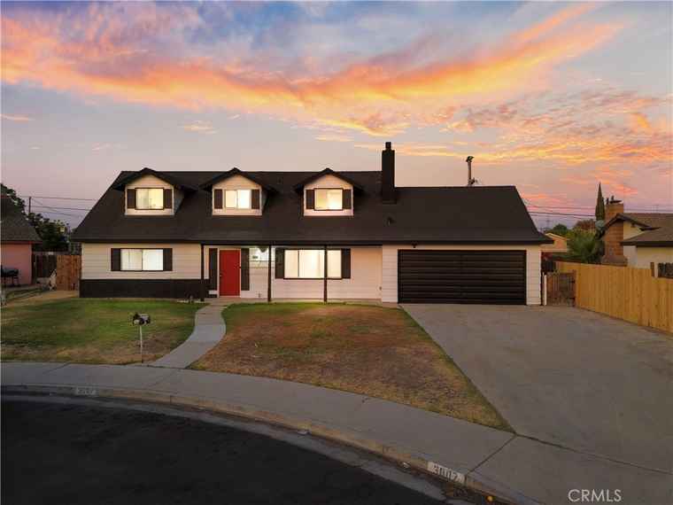 Photo of 3007 Doris Ln Bakersfield, CA 93304