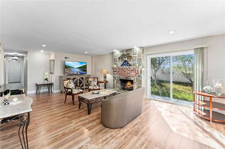 Photo of 536 San Miguel Dr Corona, CA 92879