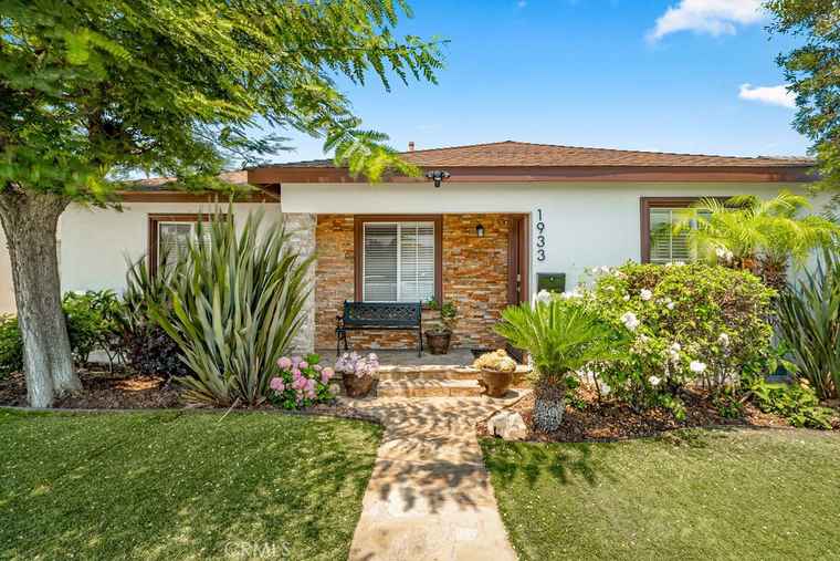 Photo of 1933 W 147th St Gardena, CA 90249