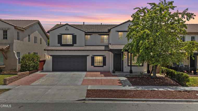 Photo of 920 Kohala St Oxnard, CA 93030