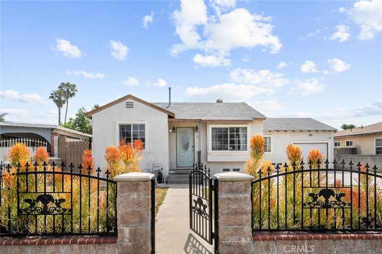 Photo of 200 S Lemon Ave Azusa, CA 91702