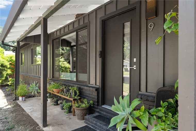 Photo of 9 Montclair Dr Chico, CA 95926