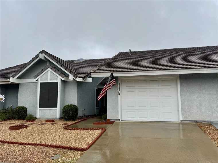 Photo of 1345 Trenton Cir San Jacinto, CA 92583
