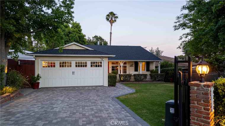 Photo of 4328 Sunset Ave Montrose, CA 91020