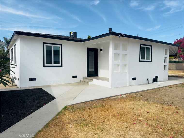 Photo of 8827 West Blvd Pico Rivera, CA 90660