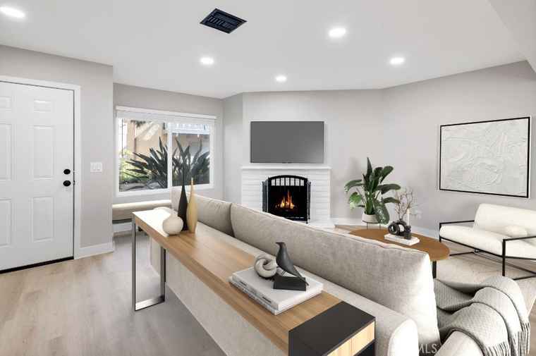 Photo of 137 Tiger Ln San Jacinto, CA 92583