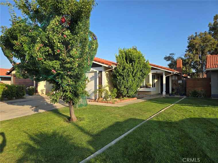 Photo of 1888 Union St Colton, CA 92324