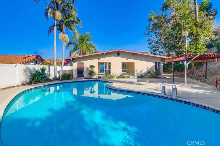 Photo of 27909 Alaflora Dr Rancho Palos Verdes, CA 90275