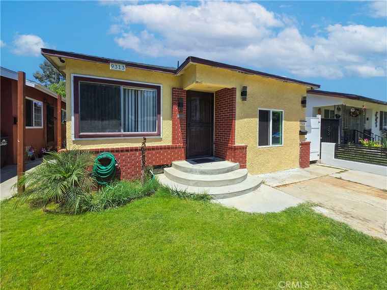 Photo of 9313 Dearborn Ave South Gate, CA 90280
