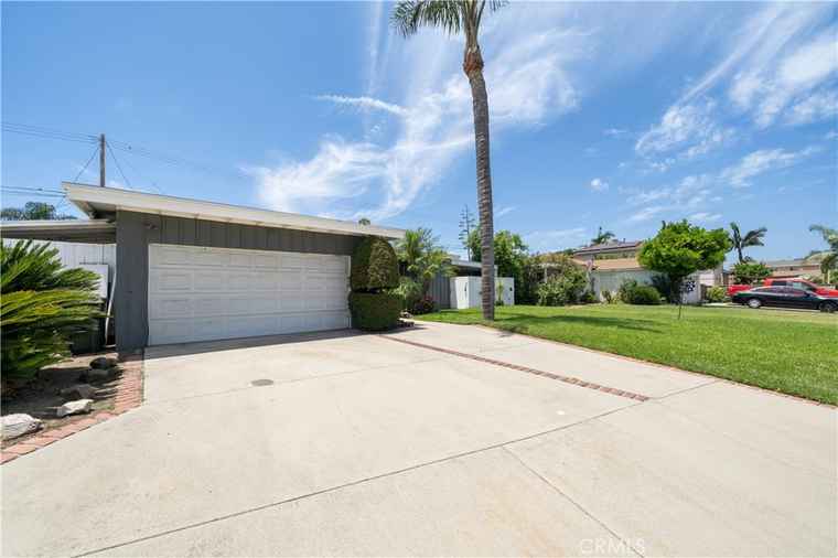 Photo of 16140 Bycroft St Hacienda Hts, CA 91745