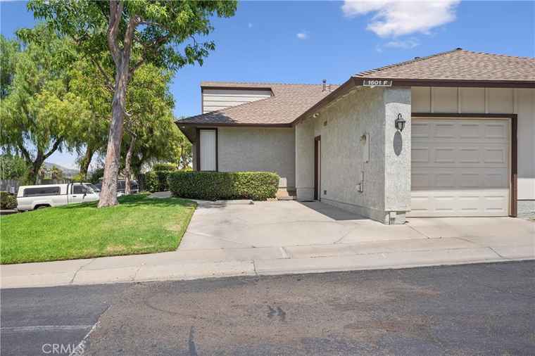 Photo of 1601 Wintergreen Ln Unit F Corona, CA 92879