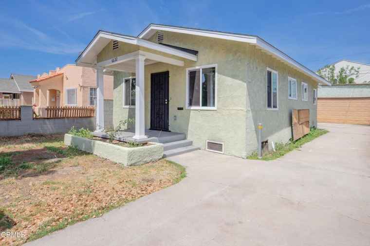 Photo of 6622 5th Ave Los Angeles, CA 90043