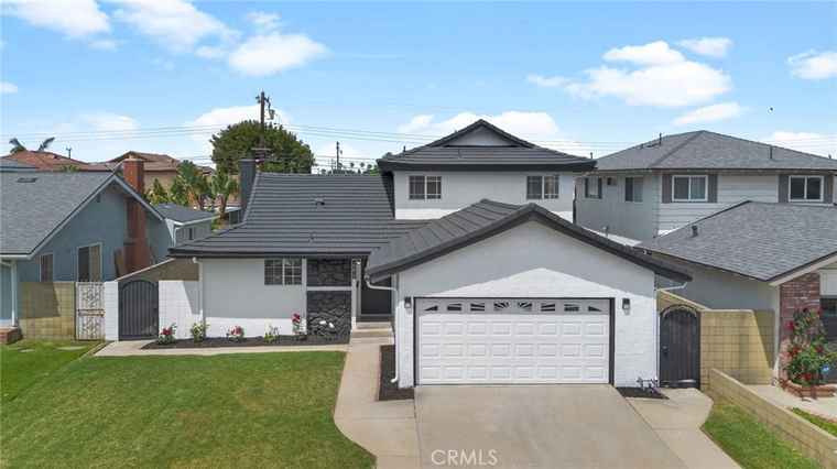 Photo of 19617 Enslow Dr Carson, CA 90746
