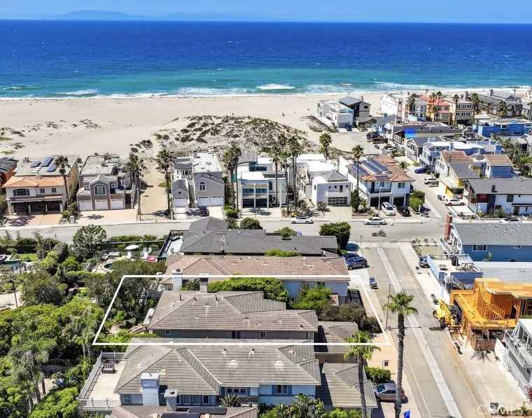 Photo of 5032 Amalfi Way Oxnard, CA 93035