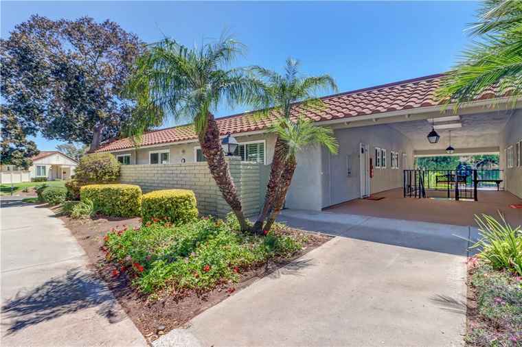 Photo of 3167 Via Vis Unit Q Laguna Woods, CA 92637