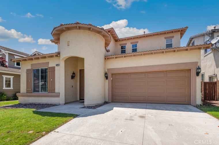 Photo of 34214 Pinehurst Dr Yucaipa, CA 92399
