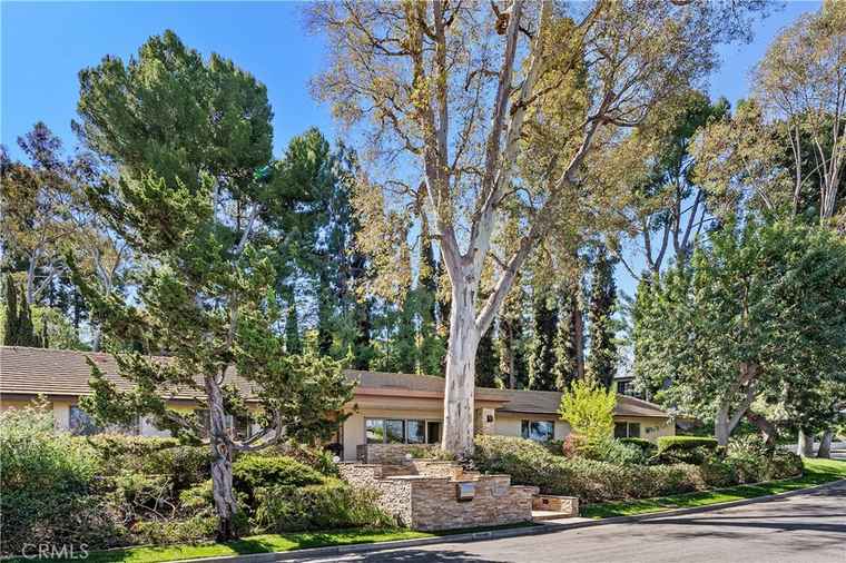 Photo of 2018 Palisades Dr Fullerton, CA 92831