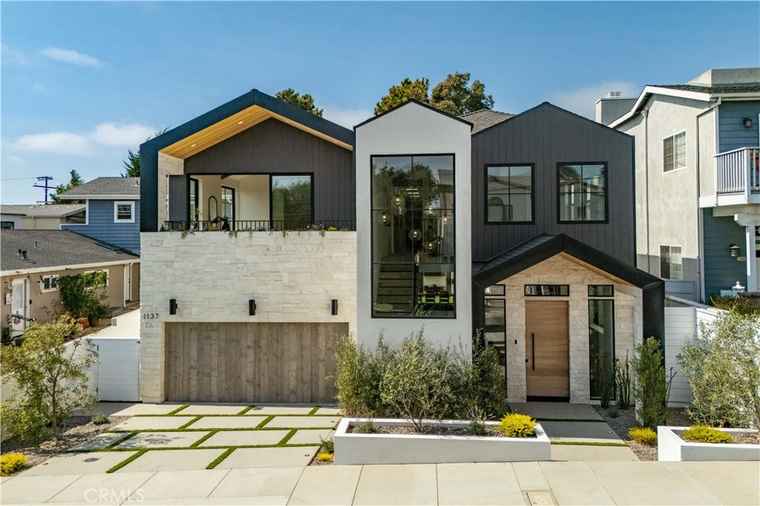 Photo of 1137 9th St Hermosa Beach, CA 90254
