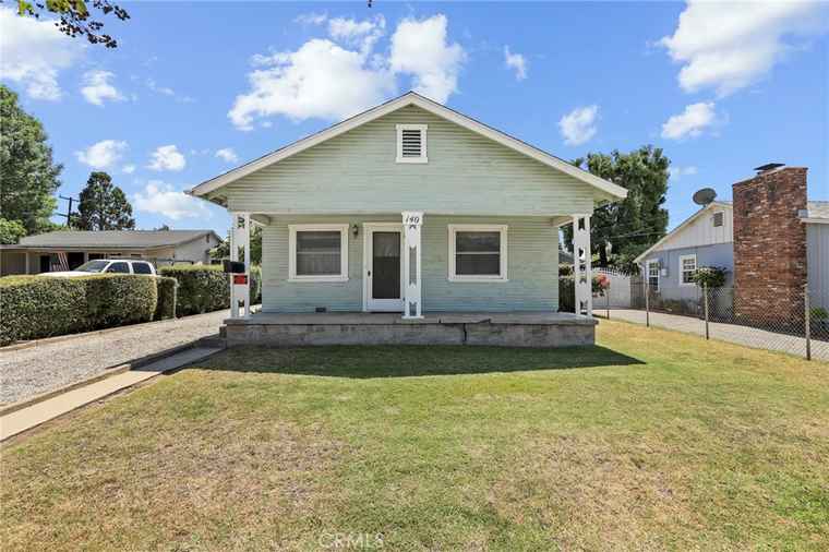 Photo of 140 California Ave Glendora, CA 91741