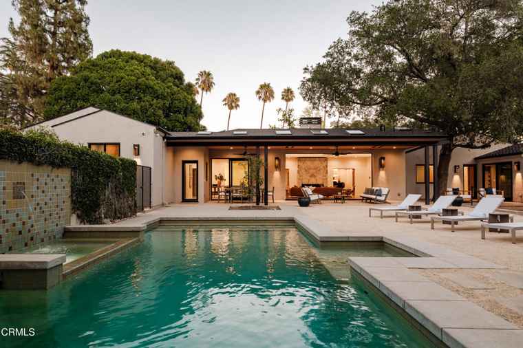 Photo of 1905 Midlothian Dr Altadena, CA 91001