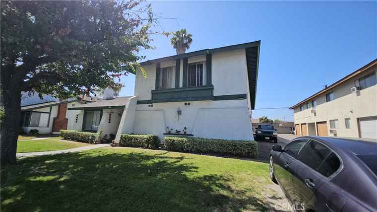 Photo of 10522 Torrington Cir Westminster, CA 92683